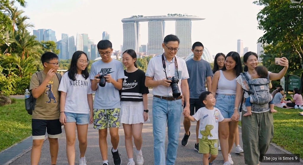 Single-Handedly Saving Singapore’s TFR: The Legend of Luke, Lay Hui, and Their 9 Kids